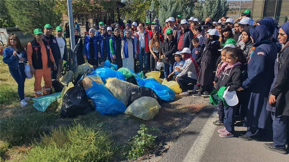 Diyarbakır Orman İşletme ve Bölge Müdürlüğü Tarafından Orman Yangınları ile Mücadale Eğitimi Aldık