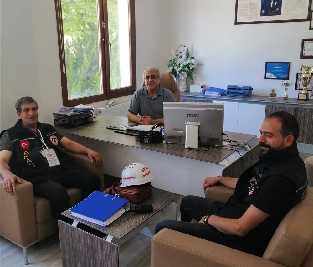 Duygu Rehabilitasyon Merkezine AFET Farkındalık Eğitimi Ve Orman Yangınları ile Mücadele Eğitimi Verildi ve Tatbikatı Yapıldı