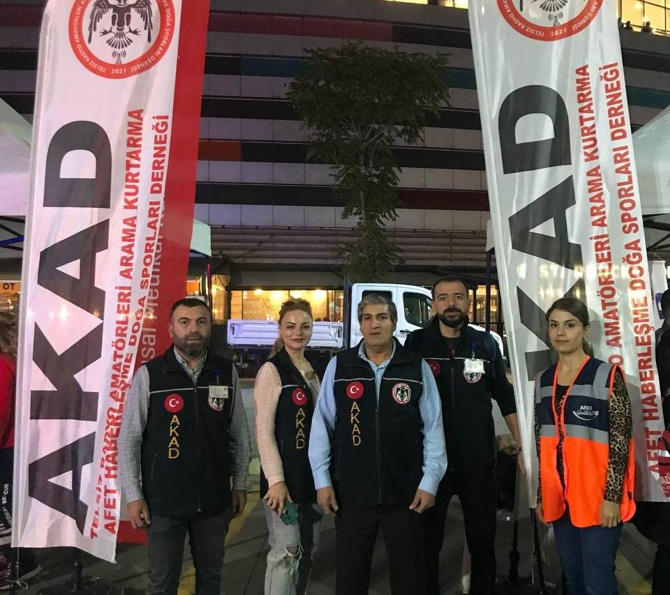 2022 AKAD Olarak Ceylan AVM Önünde Çök Kapan Tutun Tatbikatına Katıldık