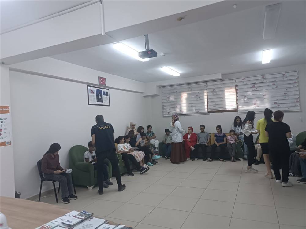 Duygu Rehabilitasyon Merkezine AFET Farkındalık Eğitimi Ve Orman Yangınları ile Mücadele Eğitimi Verildi ve Tatbikatı Yapıldı