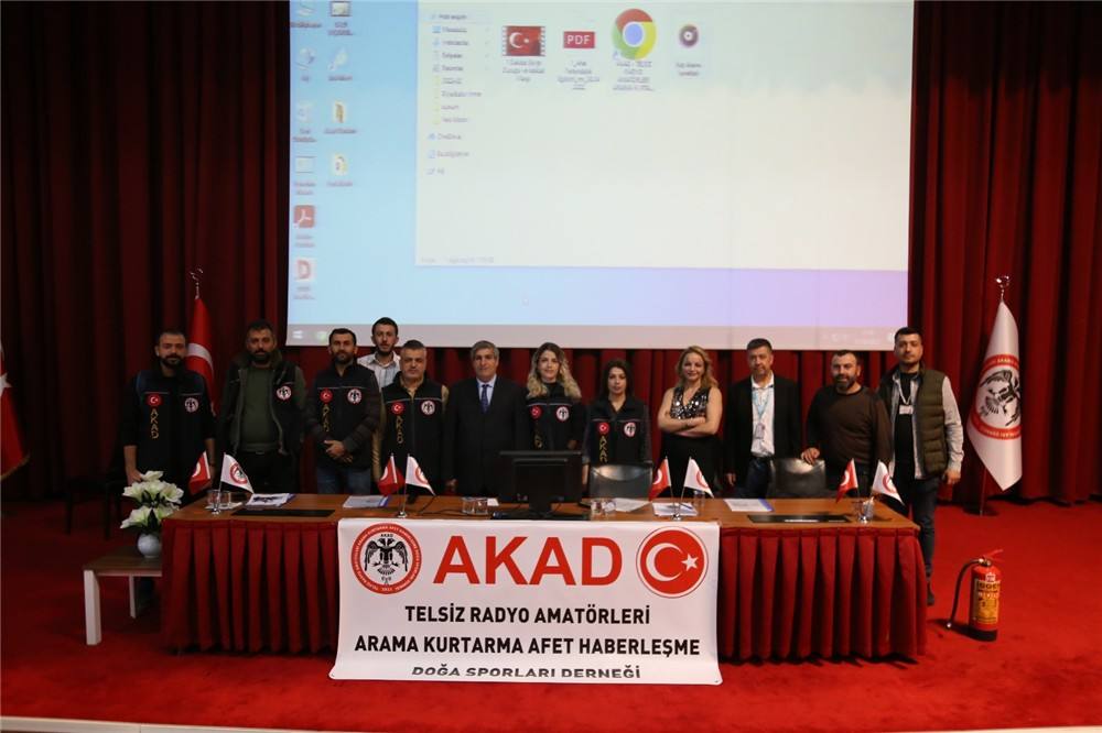 SBU Gazi Yaşargil AEH Çalışanlarına AFET Farkındalık Eğitimi Ve Çök Kapan Tutun Tahliye Tatbikatı Yapıldı