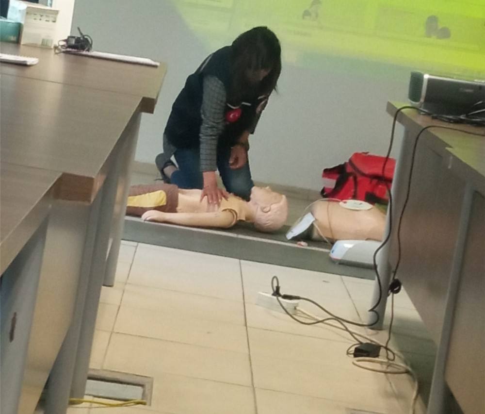 İlk Yardımcı Eğitimlerini İl Sağlık Müdürlüğünde İlk Yardımcı Eğitim Biriminden Aldık