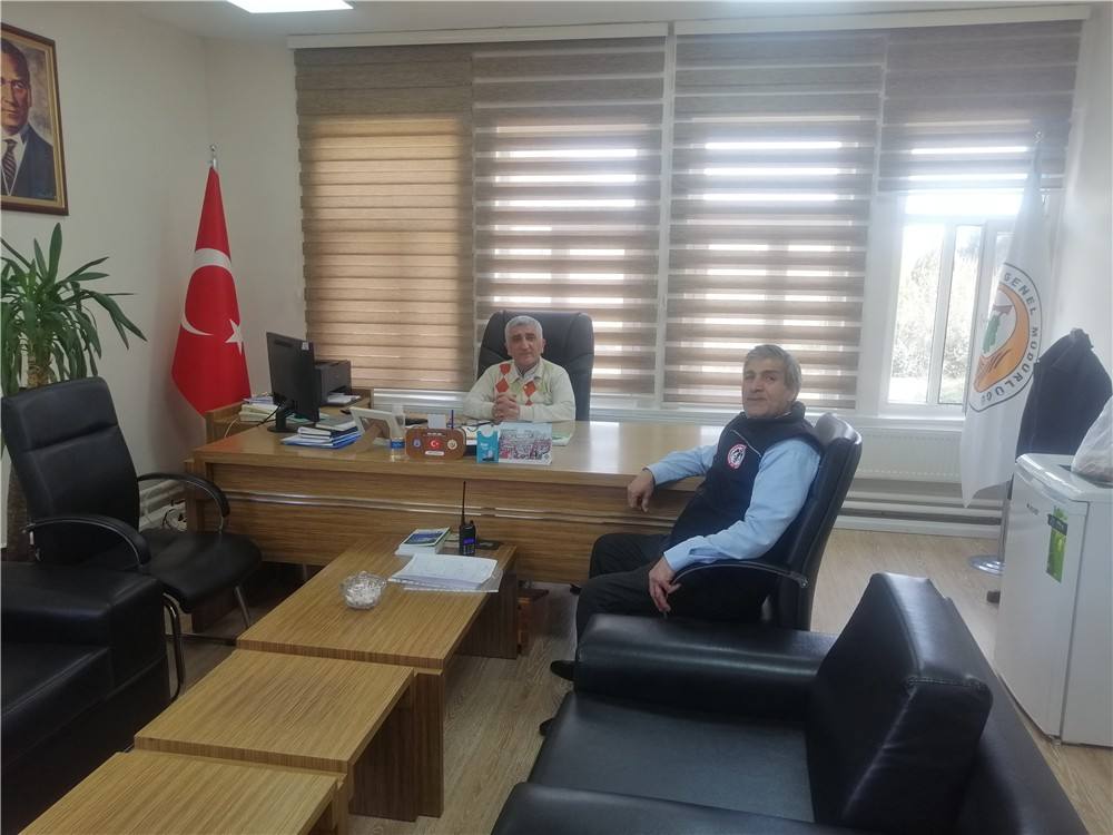 Gazi Yaşargil E.A. Hastanesinin Etrafına Sayın Vali Yardımcımız Fatih Ayaz ile Orman İşletme Müdürlüğüyle Hastane Başhekim ile Fidan Ektik