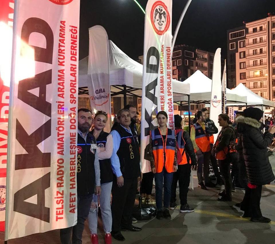 2022 AKAD Olarak Ceylan AVM Önünde Çök Kapan Tutun Tatbikatına Katıldık